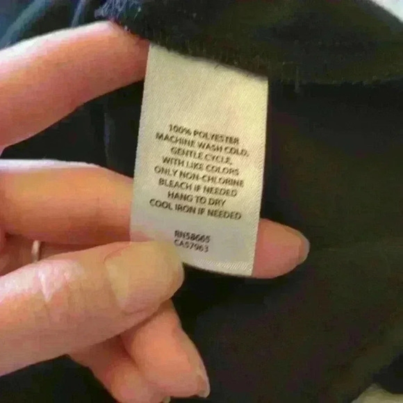 Halogen Black Lightweight Top Keyhole Back Neck Closure - Picture 4 of 4